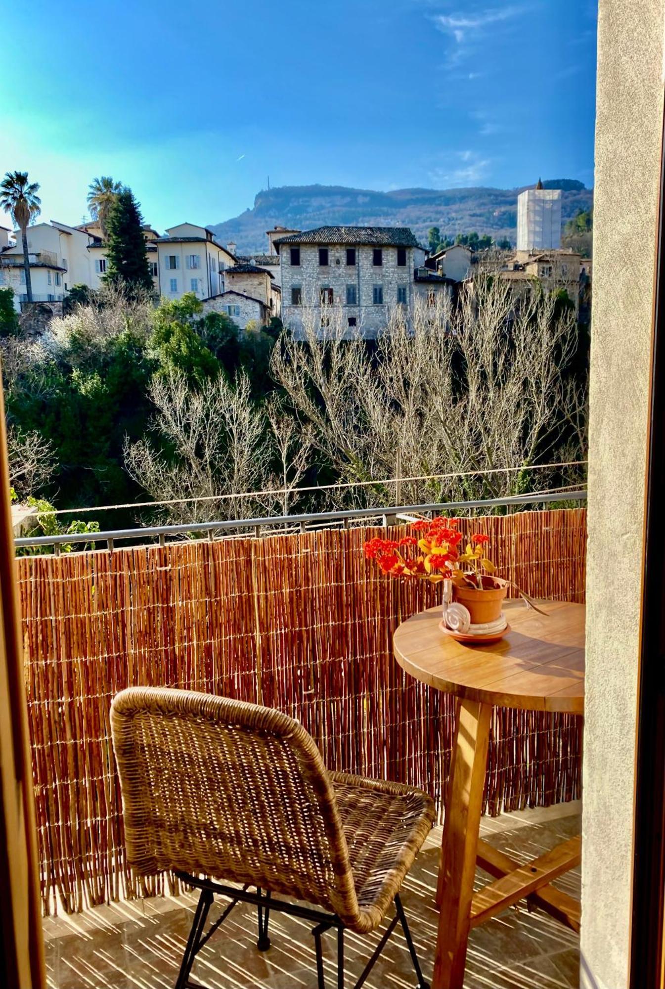 Mini Appartamento "Il Nido Del Picchio" Ascoli Piceno Exterior photo